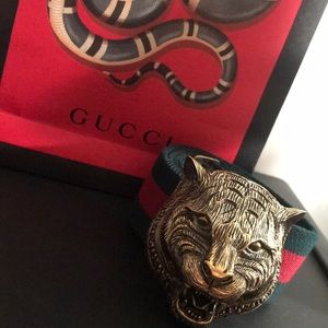 Gucci belt